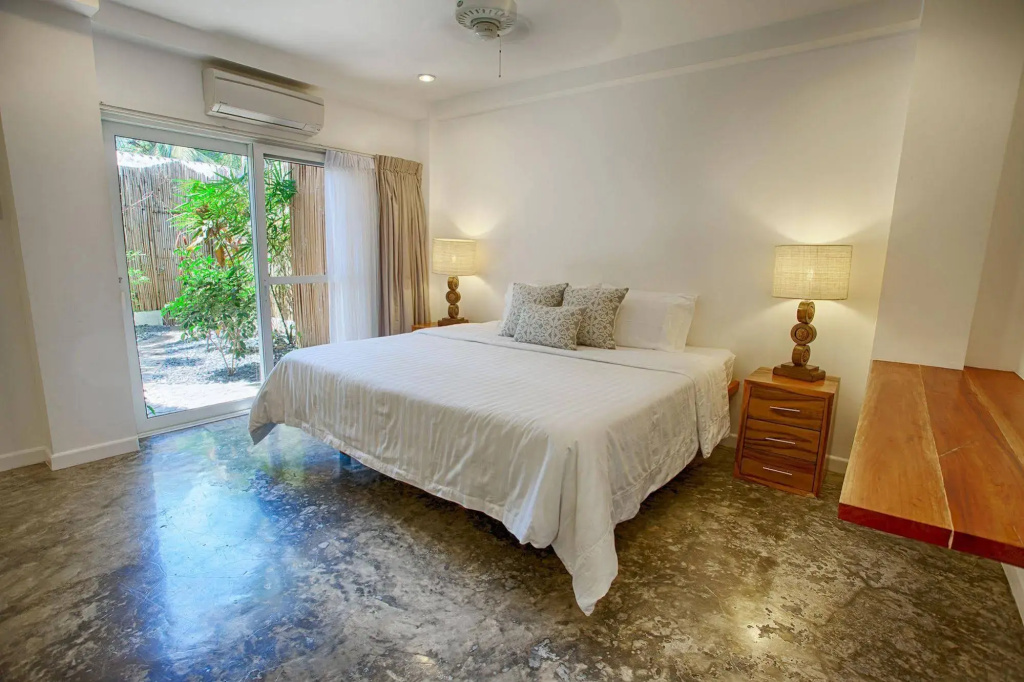 Salaya Beach Houses - фото 38