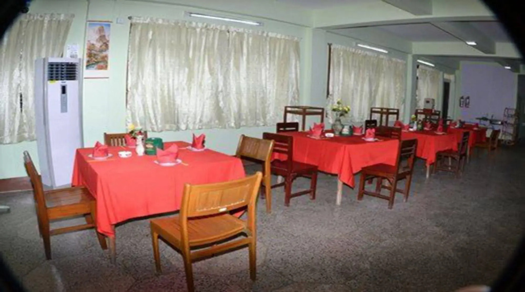 Hotel photo 12