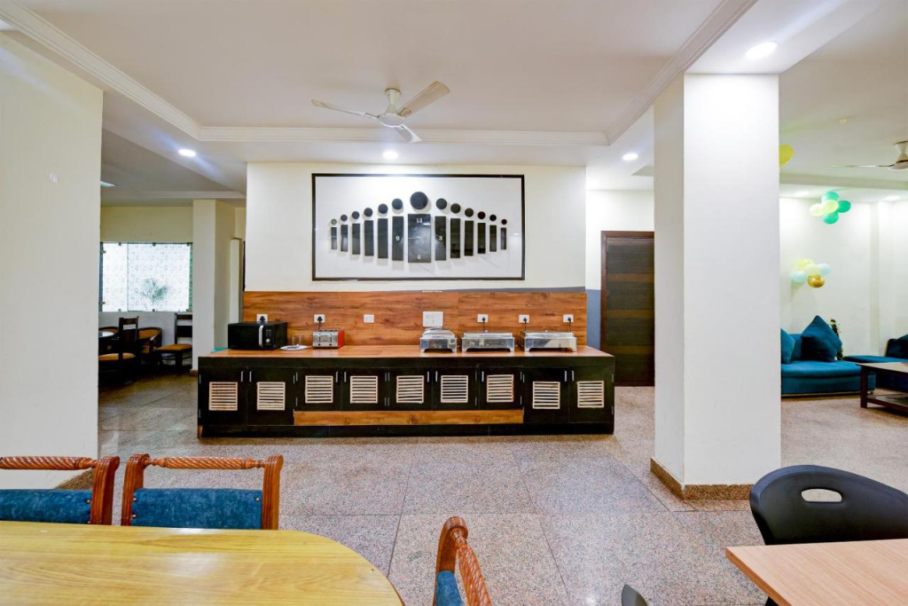 Hotel Airport Square