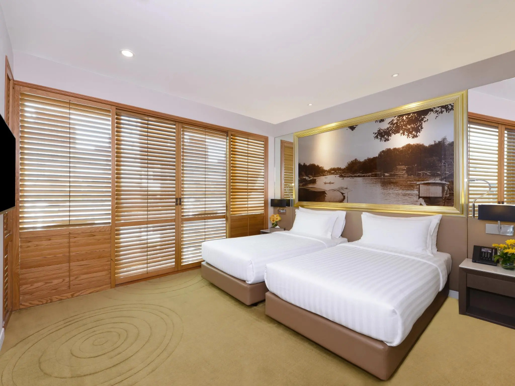 2 Bedrooms Suite with balcony