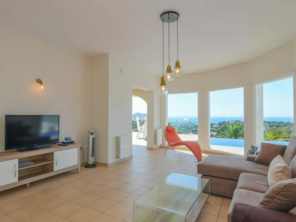 Villa in Moraira With Pool Near Beach