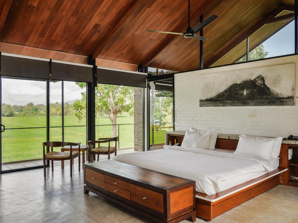 Kalundewa Retreat