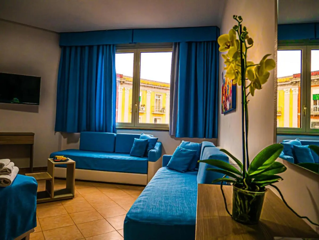 Hotel photo 12