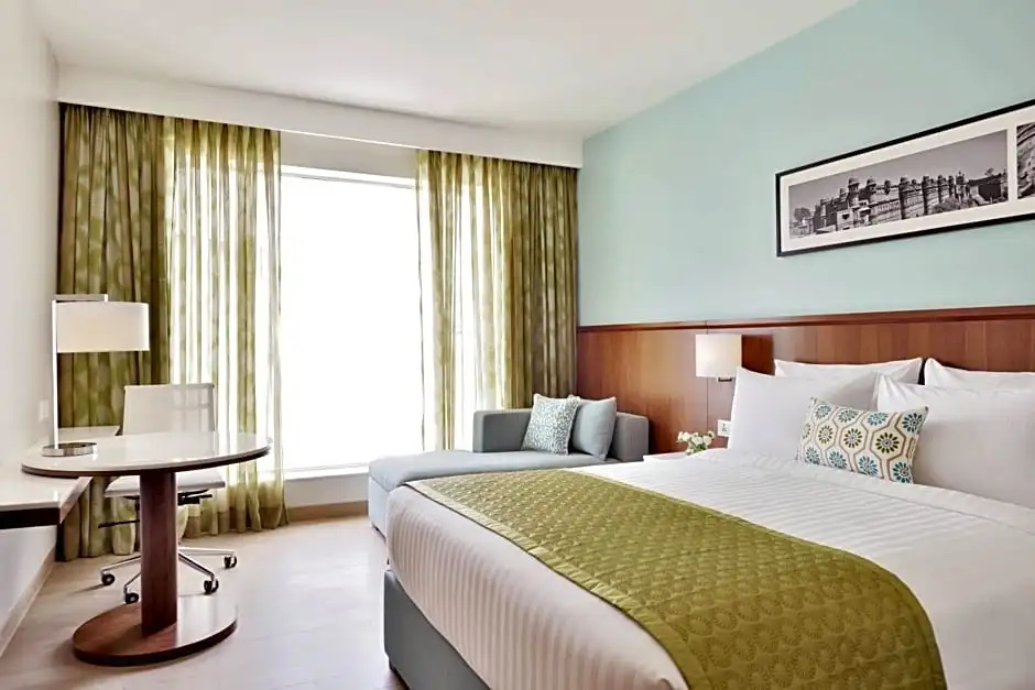 Standard Double room with view (full double bed)