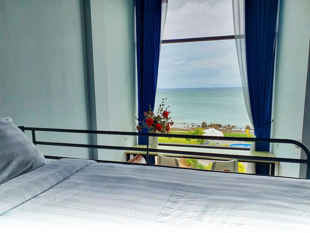 Standard Family Duplex room with balcony and with sea view