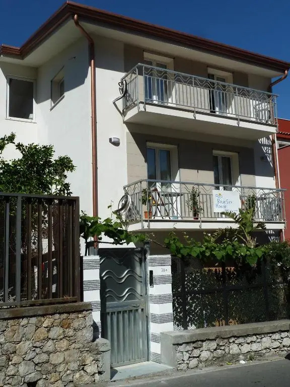 BB Blue Sky House - Chambres