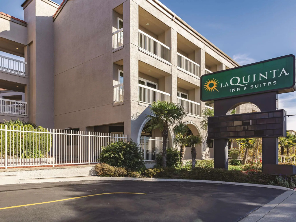 La Quinta Inn & Suites by Wyndham San Francisco Airport West - Chambres