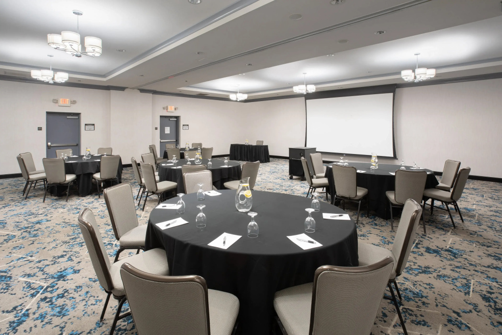Crowne Plaza Costa Mesa Orange County by IHG - Général