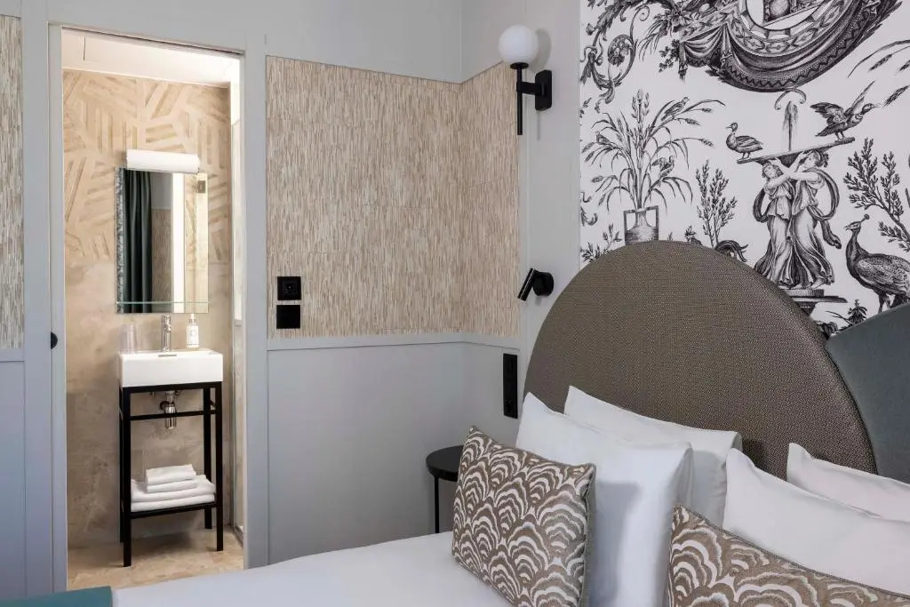 Grand Hotel Leveque 79