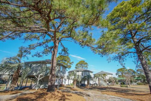Multi Resorts at Country Club Villas