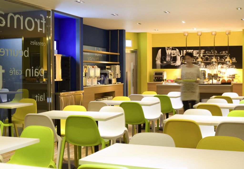 Food & Beverage