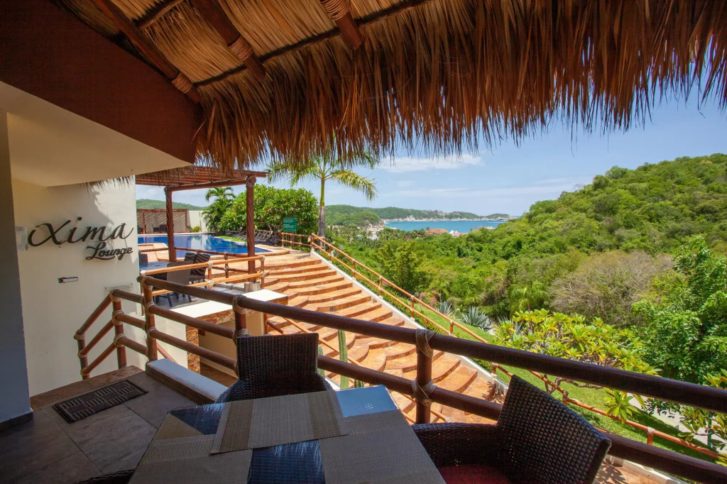 Beach & Waterfront