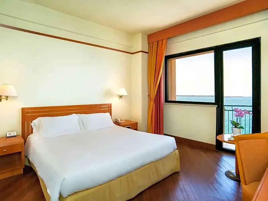 Delfino Taranto Hotel - Chambres