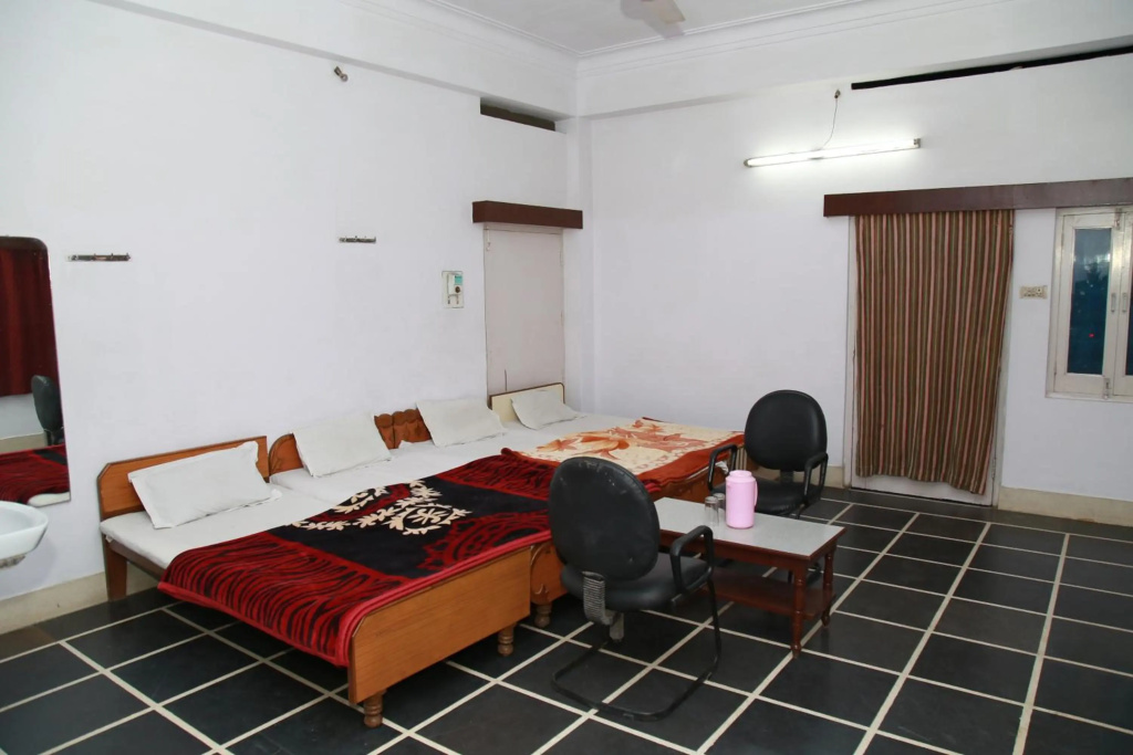 Hotel Ram Niwas — 4
