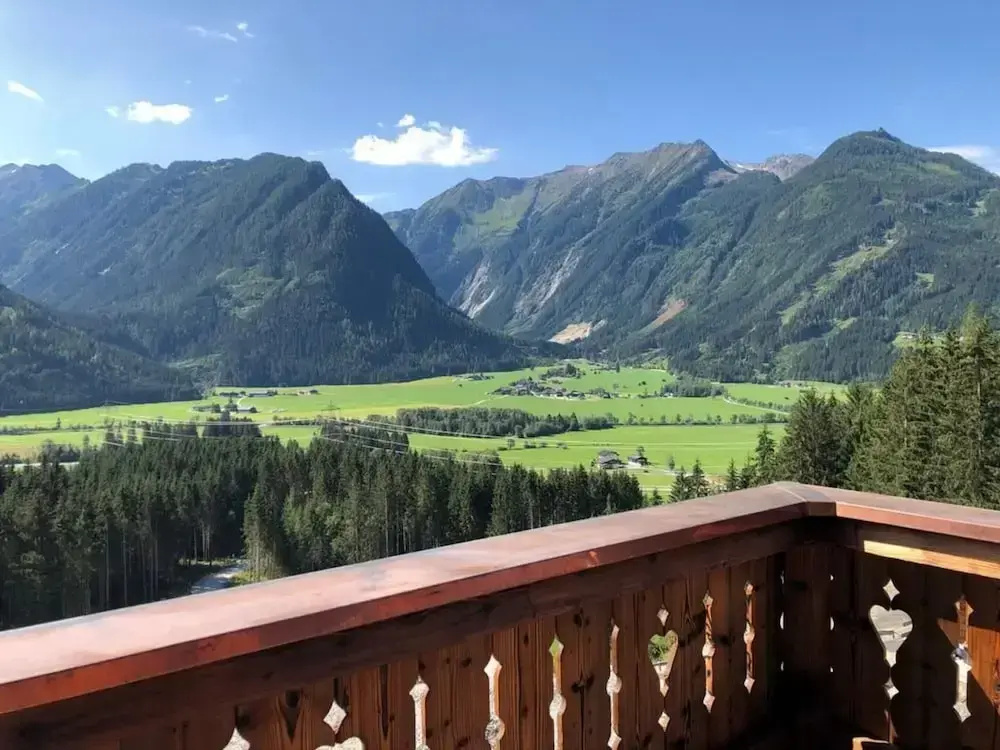 Chalet in Neukirchen Near Ski Lift & Sauna