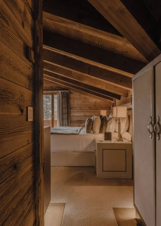 3 Bedrooms Royal room with balcony