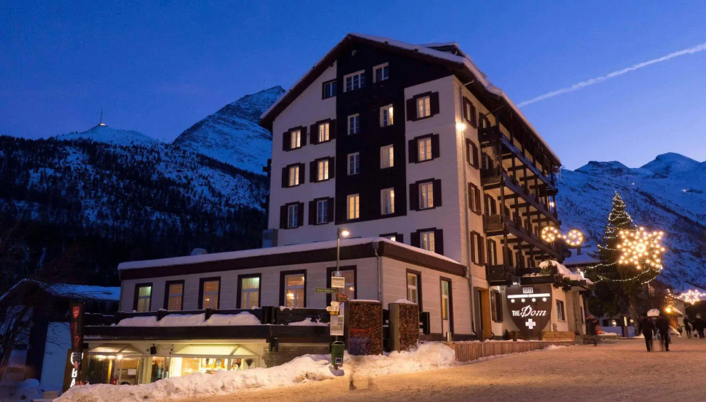 Hotel photo 12
