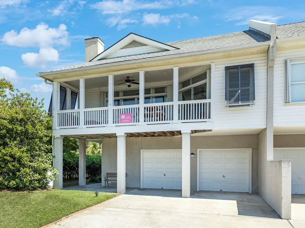 The Cool Coconut by Tybee Vacation Rentals