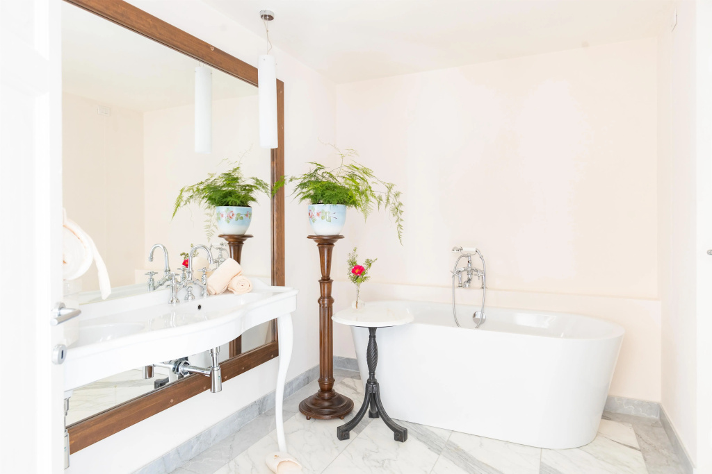 (1)Presidential Suite at Il Salviatino in Florence