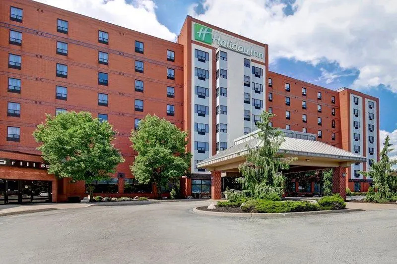 Holiday Inn & Suites Windsor Ambassador Bridge by IHG - Chambres