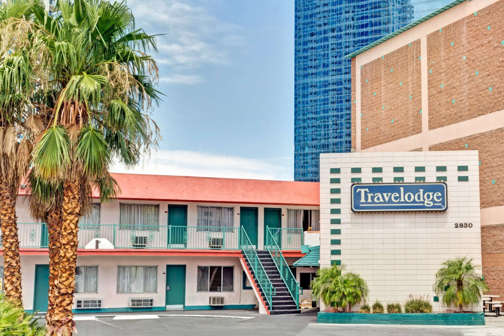 Travelsuites Inn — фото
