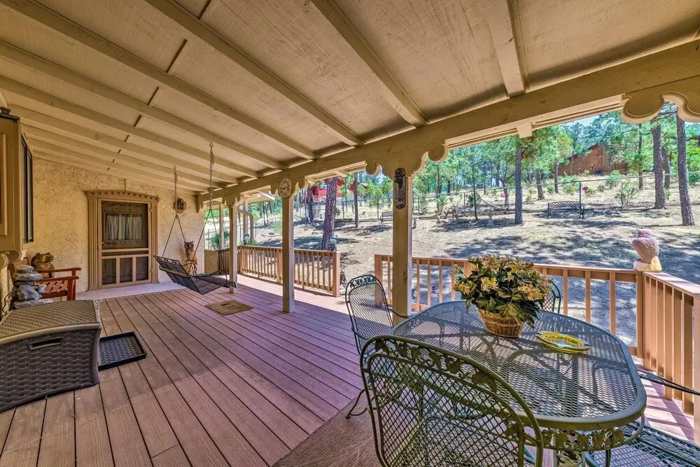 House of Angels Retreat w/ Deck Near Winter Park