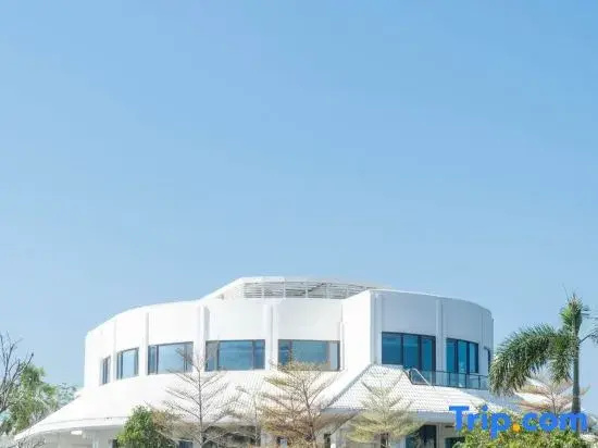 West Coast Hotel