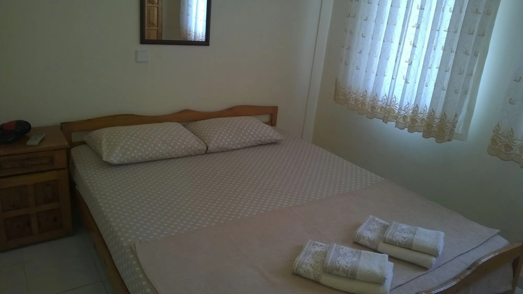 Isil Suite — 3