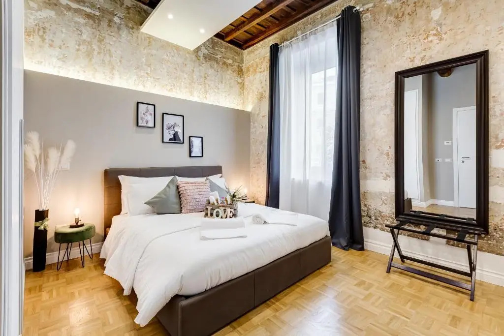 Standard Double room (full double bed)