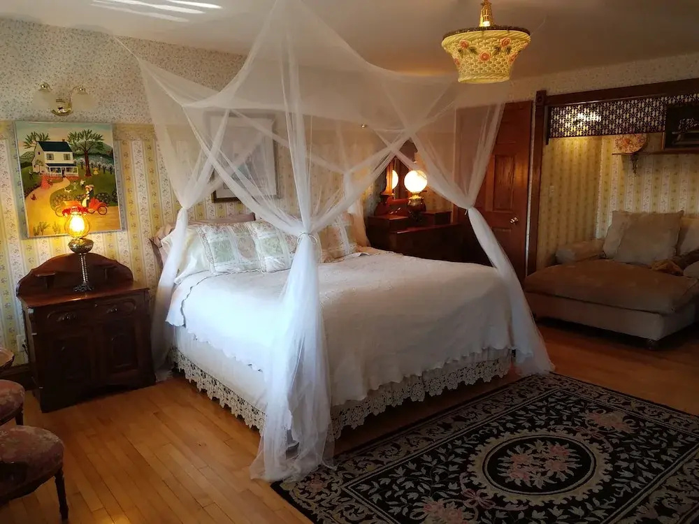 Luxury room