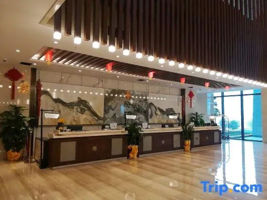Food & Beverage