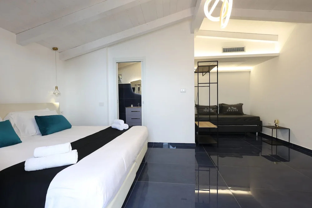 Quadruple Junior Suite