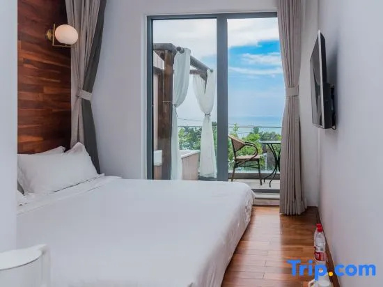 Standard Double room with ocean view (full double bed)