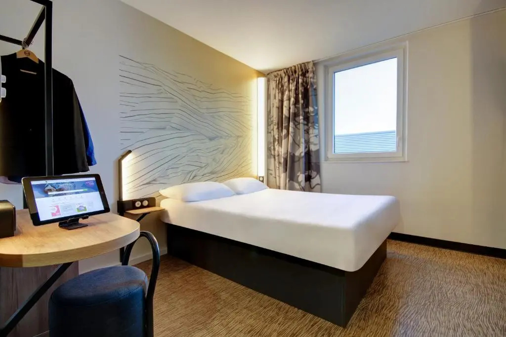 Superior Double room (full double bed)