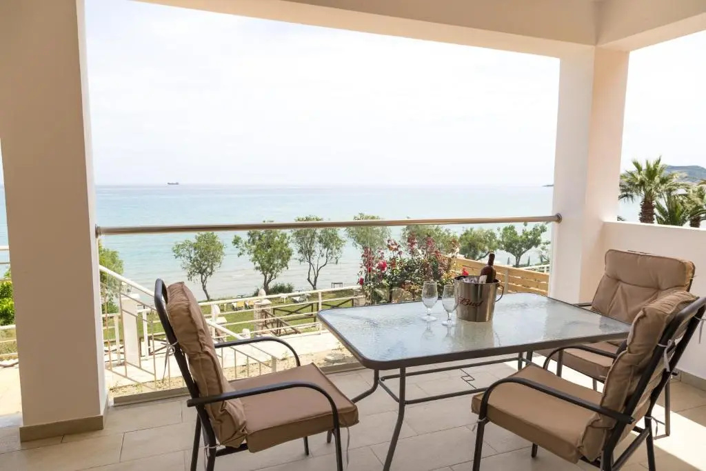 Laura Beach House - Chambres