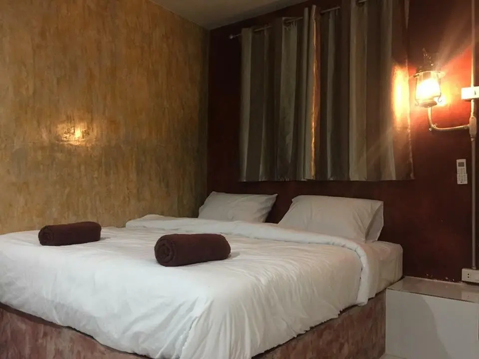 Economy room