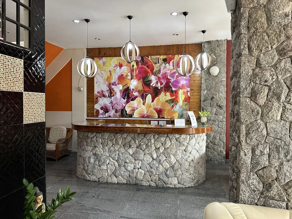 Nid Huahin Hotel