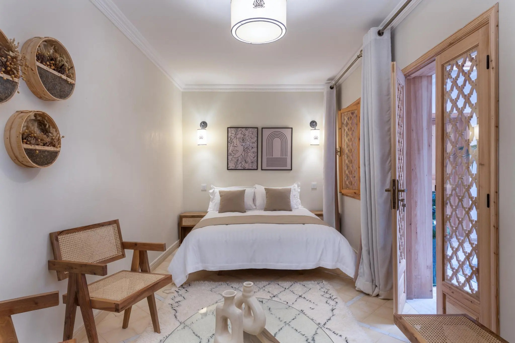 Superior room
