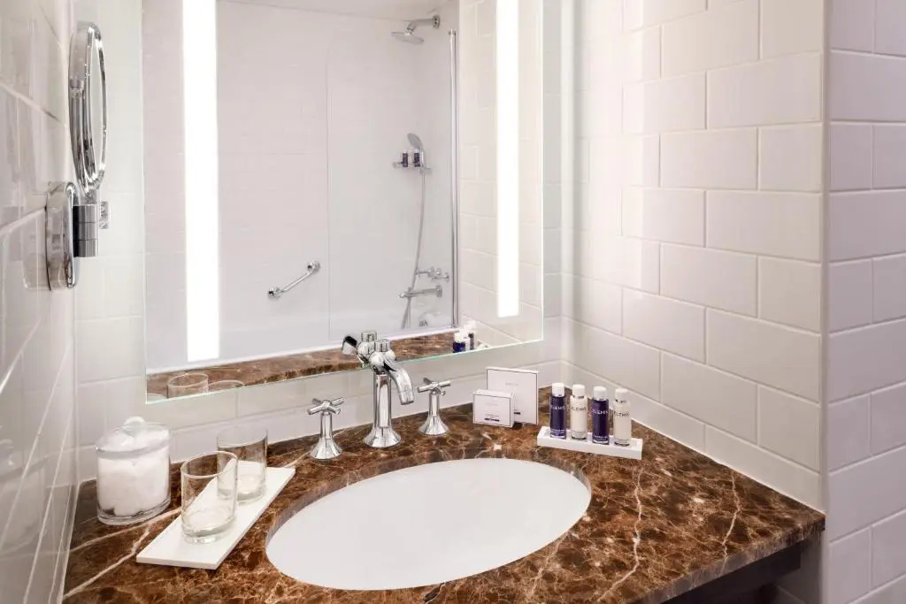 Columbus Hotel Monte-Carlo, Curio Collection by Hilton - Chambres