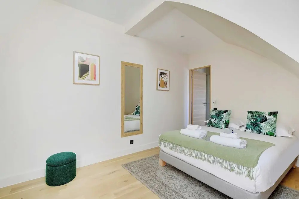 Apt a/c 1br/2p - Saint-lazare/les Champs Elysee