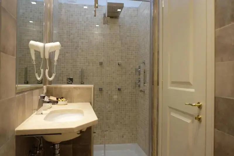 Standard Double Family room (twin beds)
