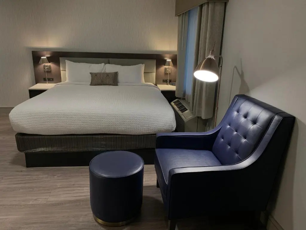 Best Western Plus Executive Suites - Chambres