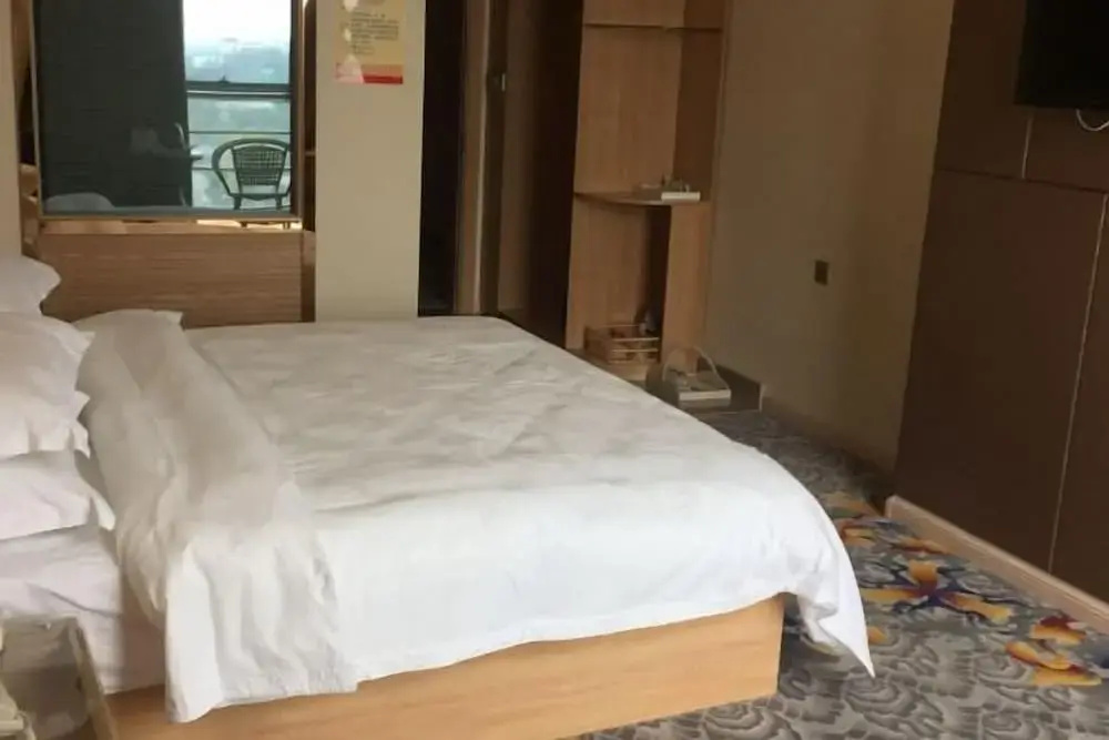 Dongfang Shuiyun Spa Hotel