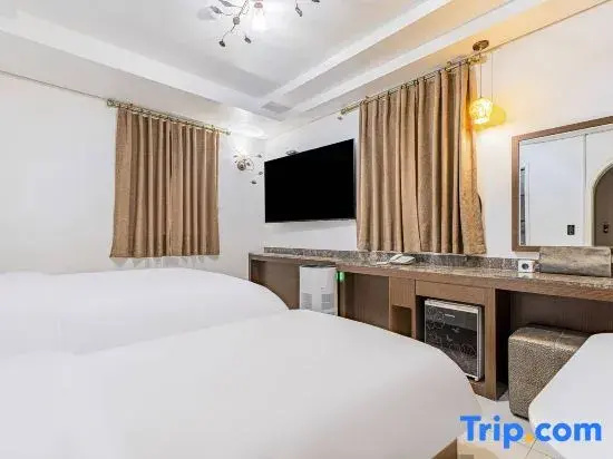 Deluxe Double room (twin beds)