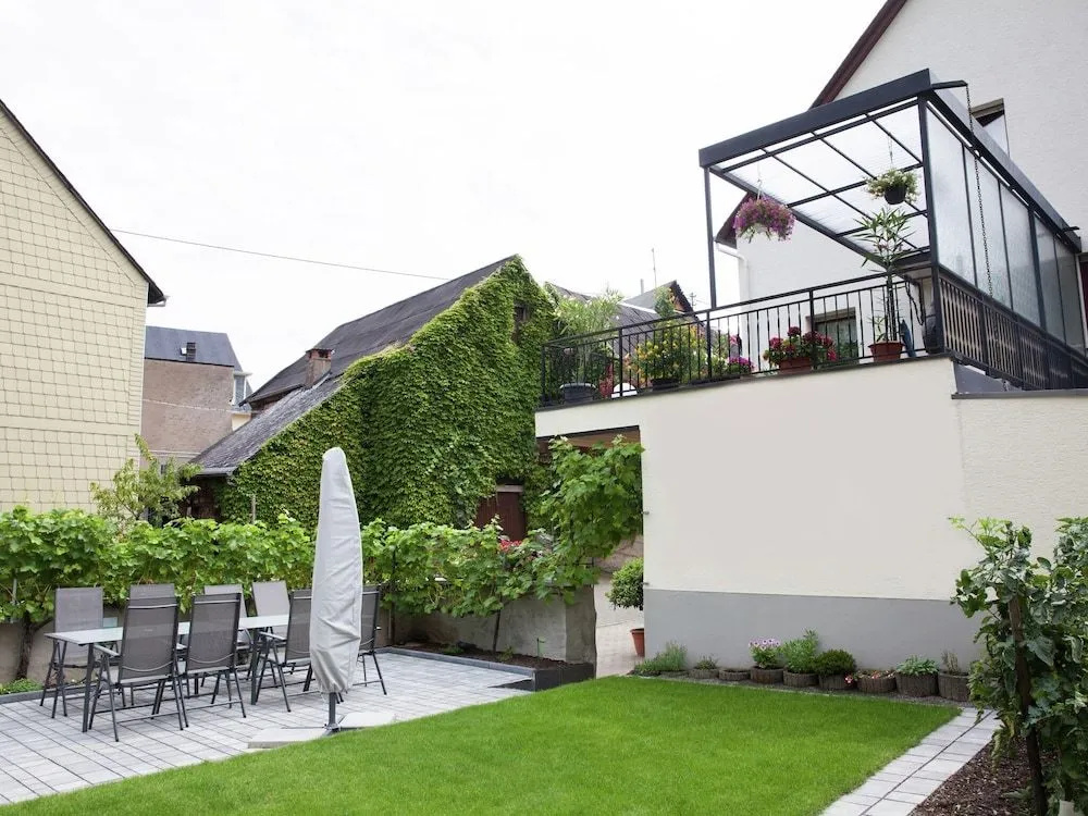 Apartment in Ernst bei Cochem With Garden - фото 17