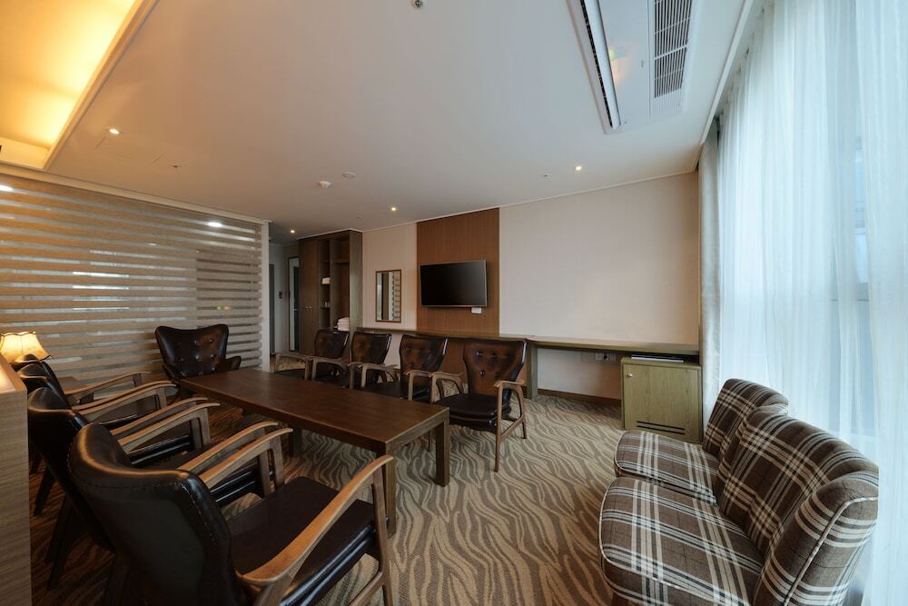 Отель Naju Hotel в Наджу