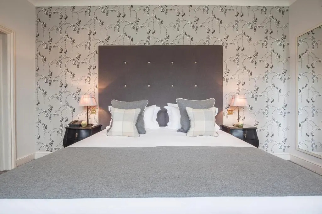 Luxury Double room with garden view (full double bed)
