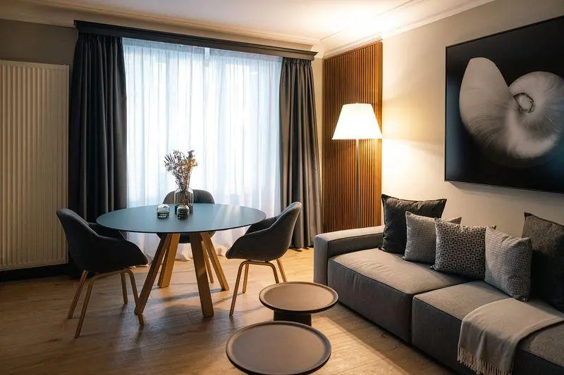 Luxury Suite