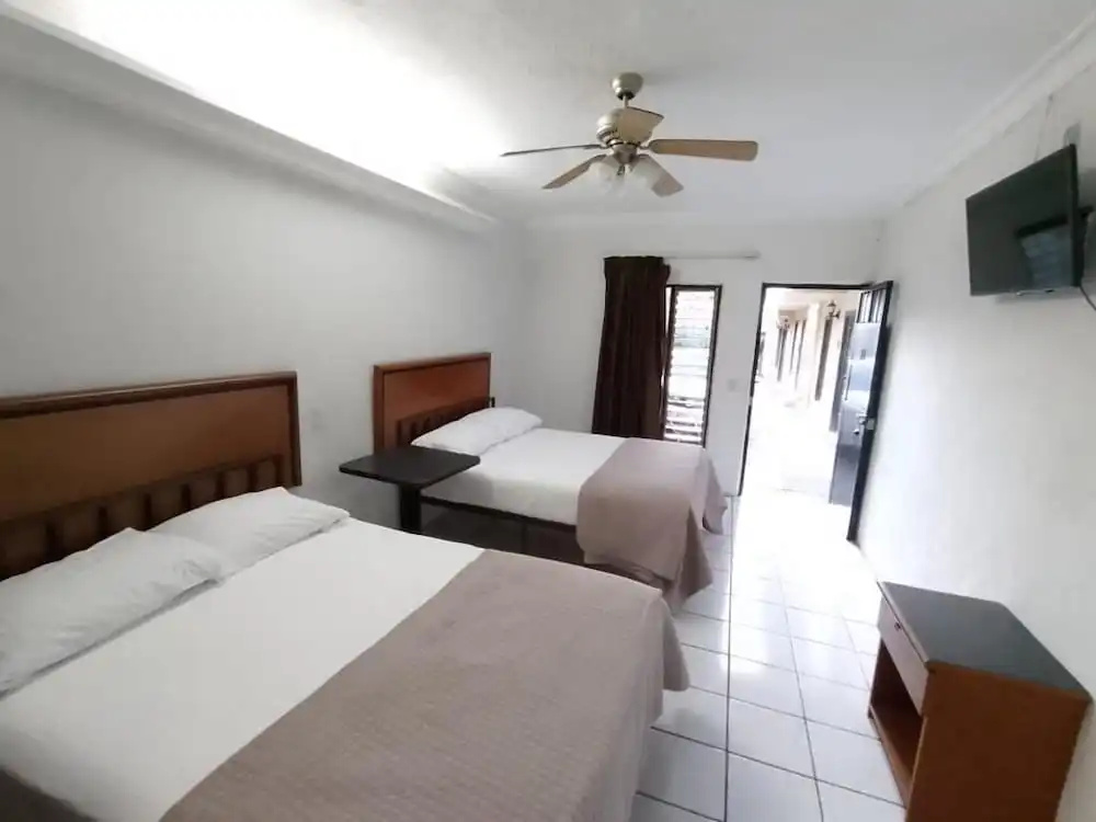 Hotel photo 7