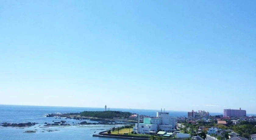 Beach & Waterfront